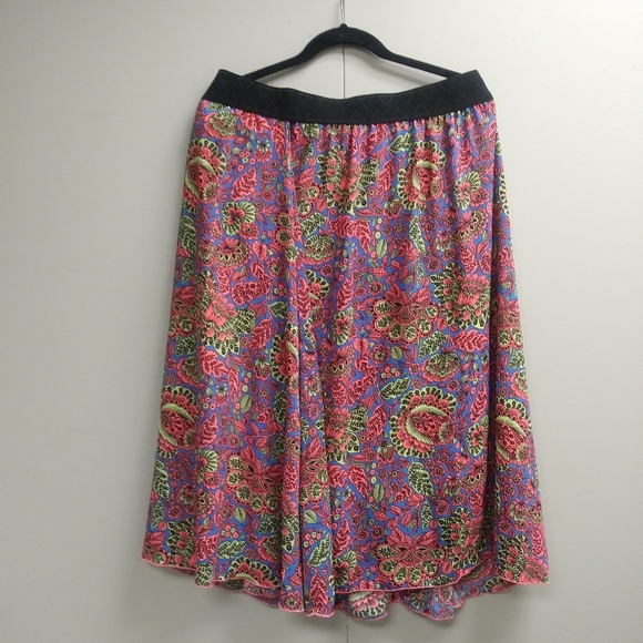 LuLaRoe Dresses & Skirts - NWT.  Lularoe Lola